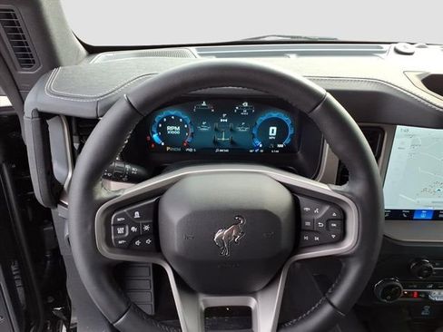 New 2025 Ford Bronco Outer Banks image 7