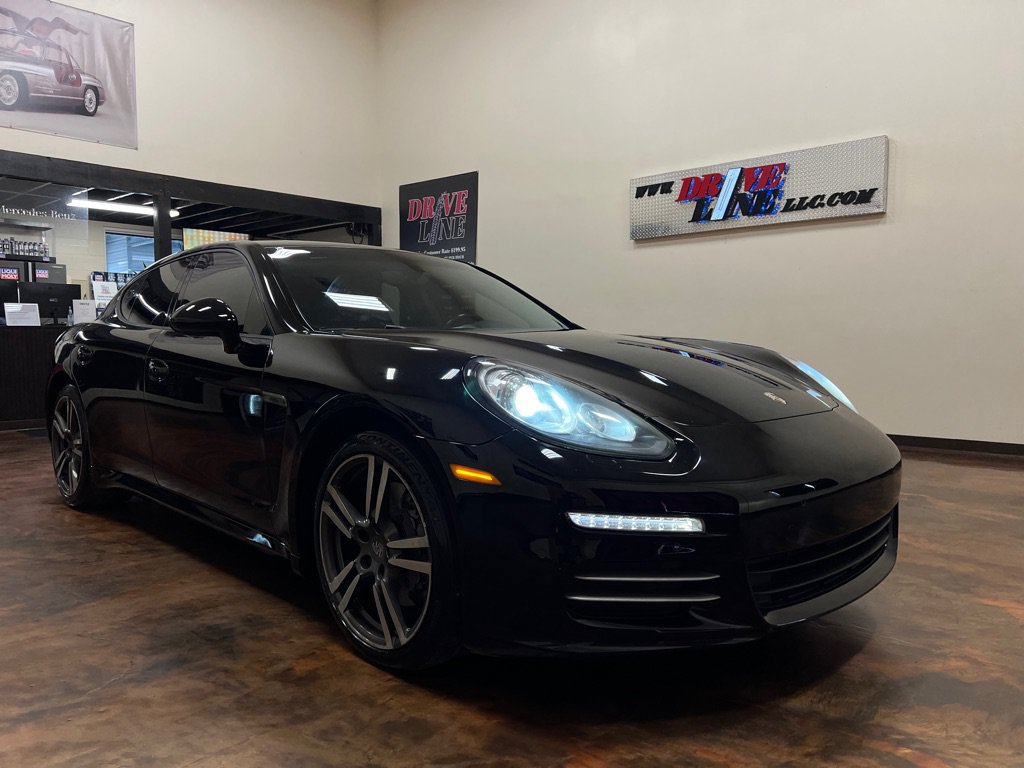 Used 2014 Porsche Panamera 4 AWD/4WD image 33