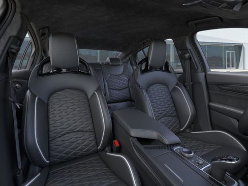 New 2026 Cadillac CT5 V Blackwing w/ Super Cruise 1 Package image 17