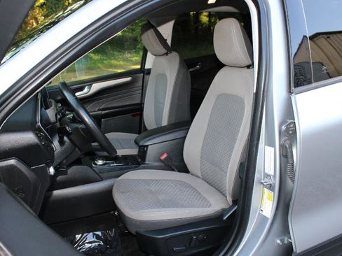 Used 2021 Ford Escape SE w/ Cold Weather Package image 22