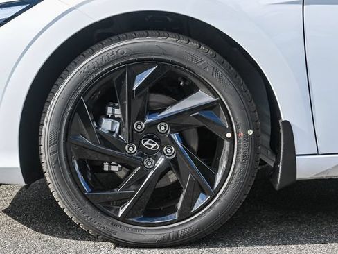 Certified 2026 Hyundai Elantra Sport FWD image 11