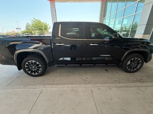 Used 2026 Toyota Tundra Limited AWD/4WD image 11