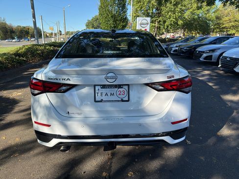 New 2025 Nissan Sentra SR image 6