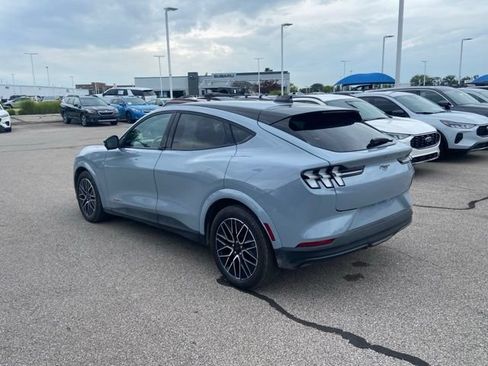 Certified 2025 Ford Mustang Mach-E Premium AWD/4WD image 4