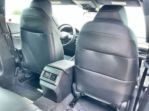 Used 2025 Honda Accord Sport image 13
