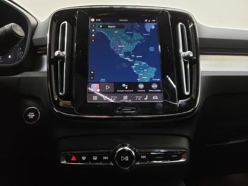 New 2026 Volvo XC40 B5 Ultra w/ Protection Package Premier image 11