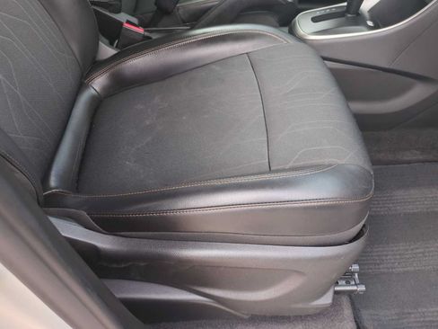 Used 2018 Chevrolet Trax LT w/ LT Convenience Package FWD image 26