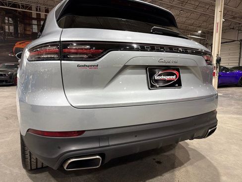 Used 2020 Porsche Cayenne image 41