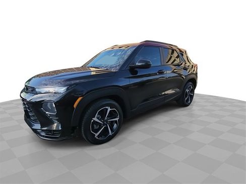 Used 2021 Chevrolet TrailBlazer RS w/ Convenience Package image 4