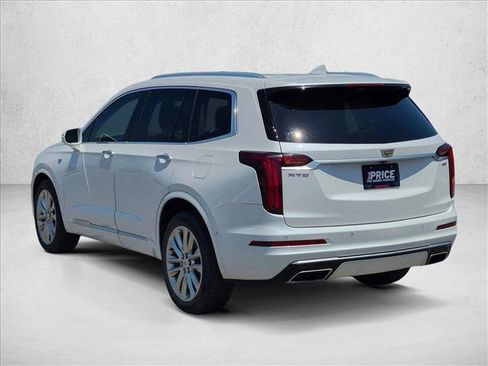 Used 2020 Cadillac XT6 Premium Luxury FWD image 7