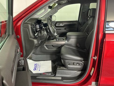 Used 2023 Chevrolet Silverado 1500 LTZ AWD/4WD image 17