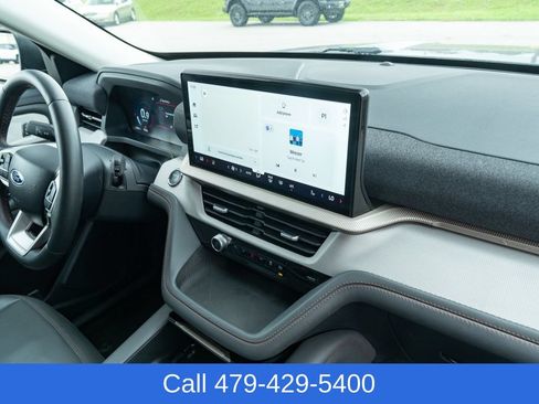Used 2025 Ford Explorer Active w/ Active Comfort Package AWD/4WD image 43