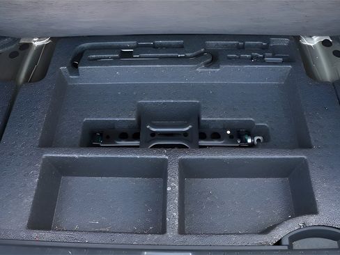 Used 2020 Subaru Legacy Touring XT image 13