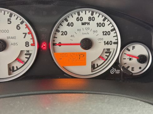 Used 2014 Nissan Frontier PRO-4X AWD/4WD image 19