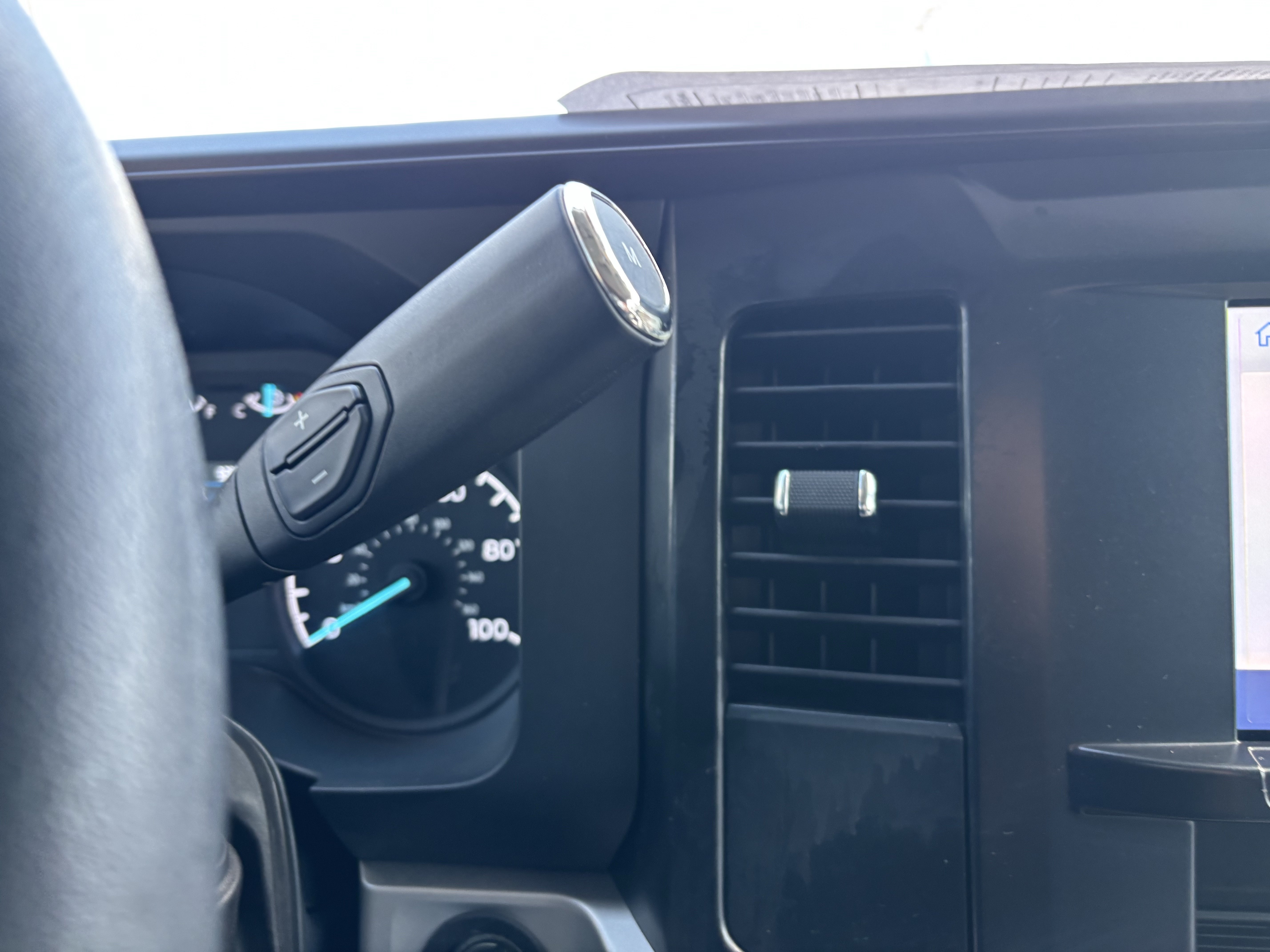Certified 2025 Ford F350 XL w/ STX Appearance Package AWD/4WD image 30
