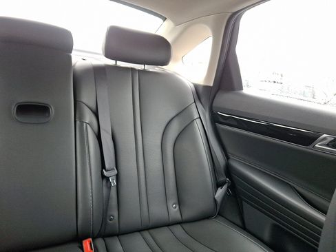 Used 2023 Genesis G80 2.5T image 16