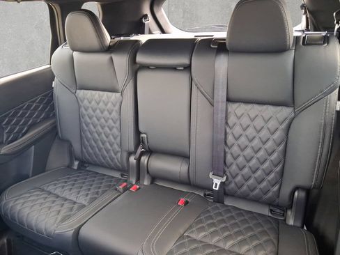 New 2026 Nissan Rogue Platinum AWD/4WD image 23