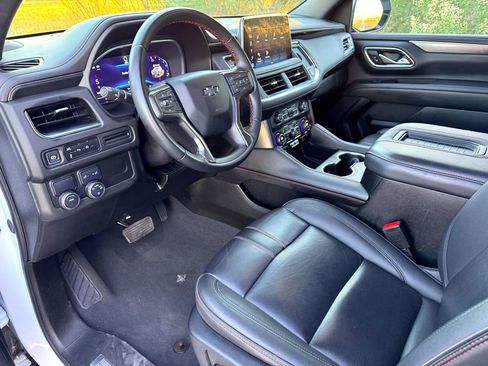 Used 2024 Chevrolet Suburban RST image 11