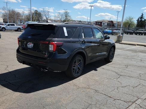 New 2026 Ford Explorer ST AWD/4WD image 13