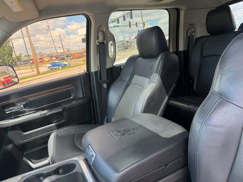 Used 2016 RAM 2500 Laramie w/ Sport Appearance Group AWD/4WD image 29