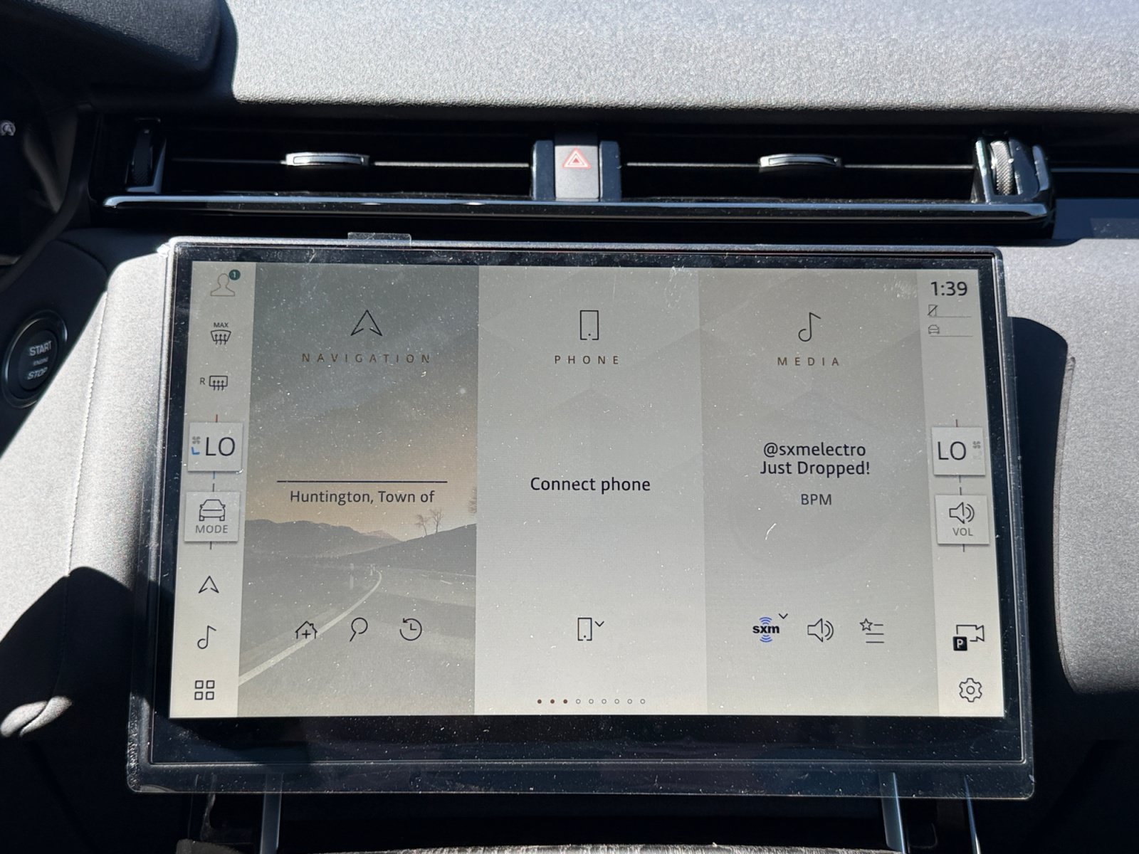 New 2026 Land Rover Range Rover Velar S AWD/4WD image 14