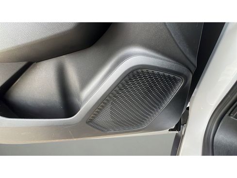Certified 2024 Chevrolet Equinox EV RS AWD/4WD image 26