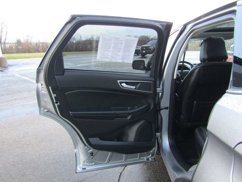 Used 2024 Ford Edge SEL w/ Convenience Package image 41