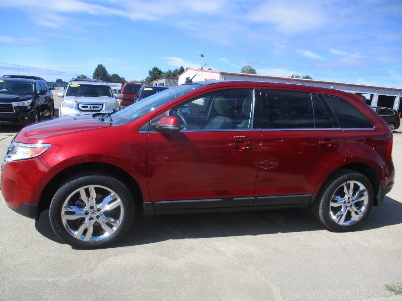 Used 2013 Ford Edge Limited AWD/4WD image 3