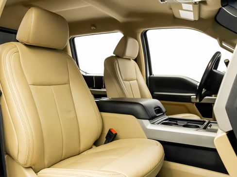 Used 2021 Ford F250 Lariat w/ Lariat Value Package image 32