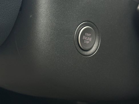 Used 2022 Volkswagen ID.4 Pro S image 23