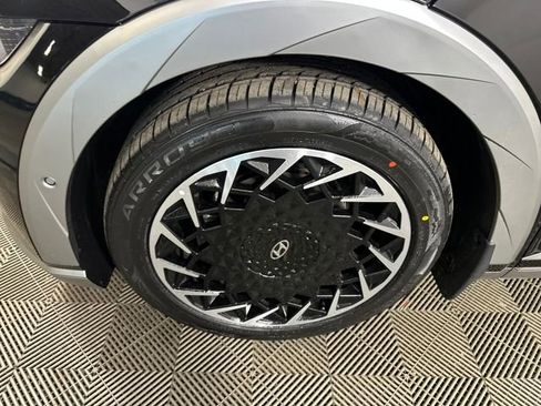 Used 2023 Hyundai Ioniq 5 Limited image 10