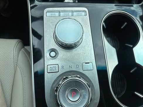 Used 2025 Genesis GV80 2.5T Standard AWD/4WD image 22
