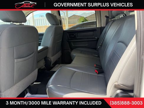 Used 2018 RAM 1500 4x4 Crew Cab w/ Chrome Appearance Group image 9