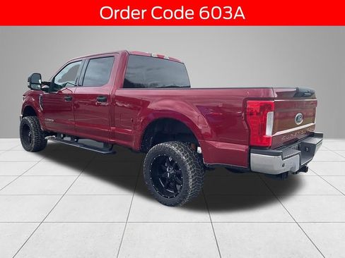 Used 2017 Ford F250 XLT w/ XLT Value Package image 6