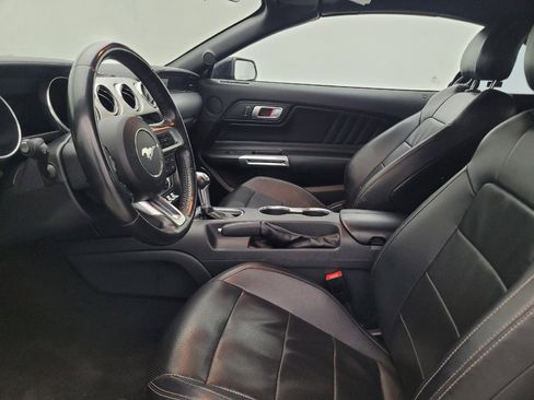 Used 2022 Ford Mustang Premium RWD image 17