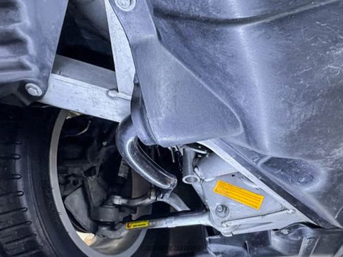 Used 2007 BMW Z4 3.0i image 56