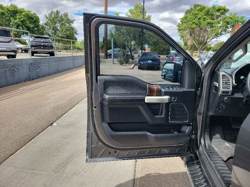 Used 2016 Ford F150 Lariat AWD/4WD image 11