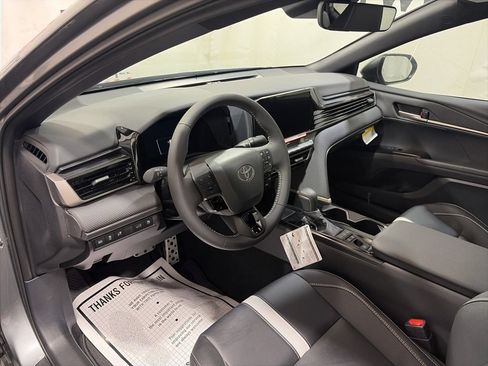 Used 2026 Toyota Camry SE FWD image 21