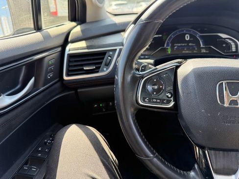 Used 2018 Honda Clarity Touring image 7