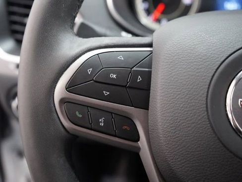 Used 2022 Jeep Cherokee Latitude Lux image 22