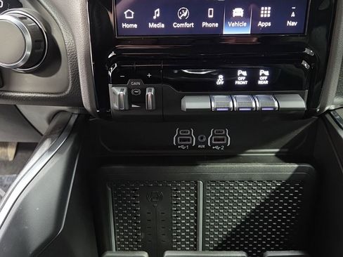 New 2026 RAM 1500 Big Horn AWD/4WD image 24