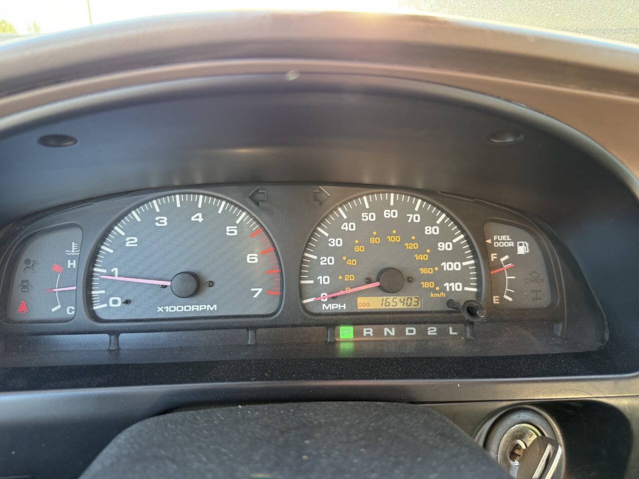 Used 2000 Toyota 4Runner SR5 w/ Upgrade Value Pkg 3 RWD image 12