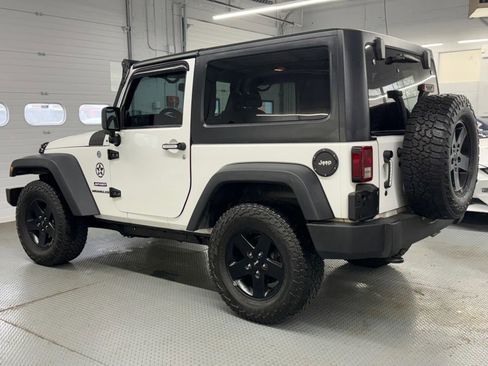 Used 2013 Jeep Wrangler Sport AWD/4WD image 11