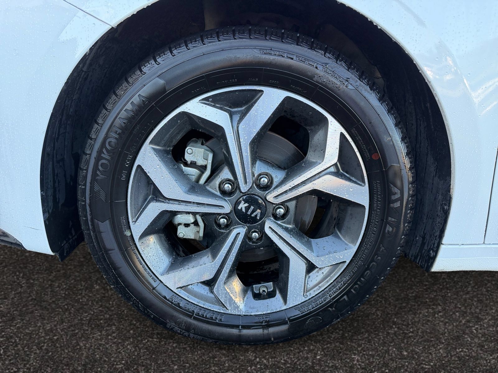 Used 2021 Kia Forte LXS FWD image 14