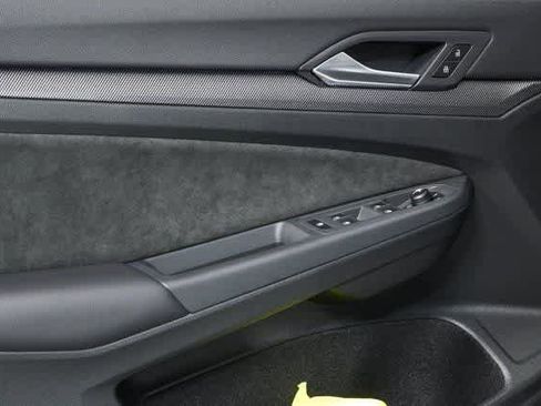 New 2026 Volkswagen GTI SE image 6