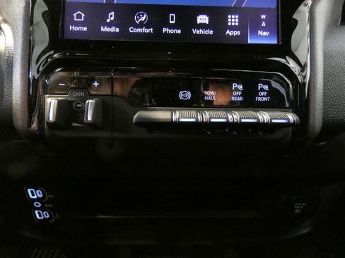 Used 2025 RAM 2500 Tradesman AWD/4WD image 17