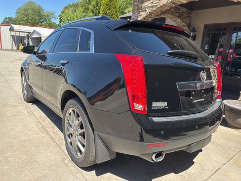Used 2015 Cadillac SRX Performance w/ Trailering Package AWD/4WD image 3