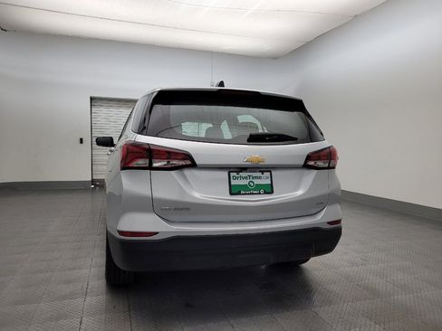 Used 2022 Chevrolet Equinox LS image 6