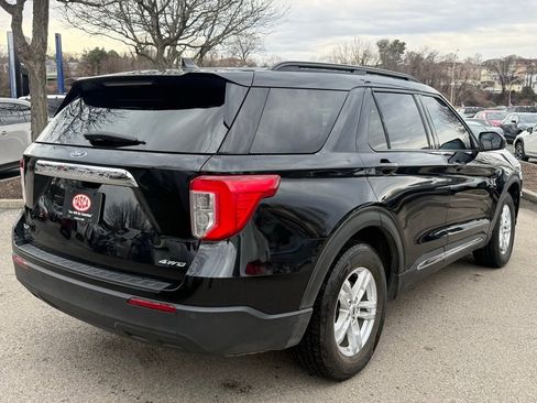 Used 2021 Ford Explorer XLT image 8