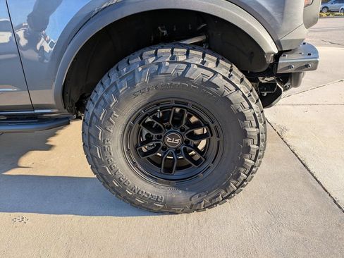 New 2025 Ford Bronco Big Bend w/ Black Diamond Package AWD/4WD image 10